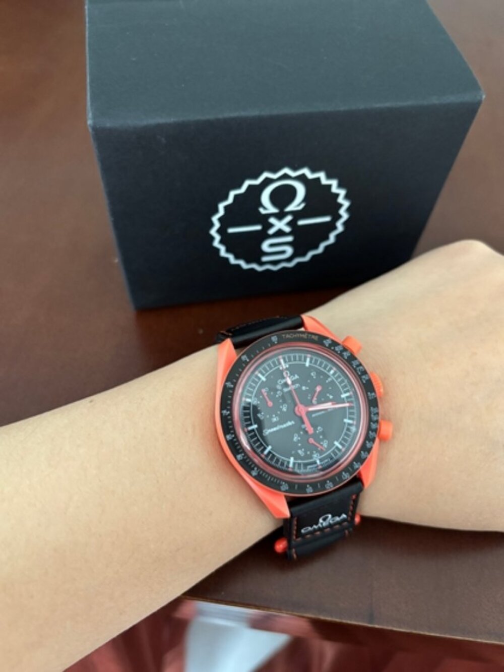 💛OMEGA💛 Earth Volcano Battery Watch